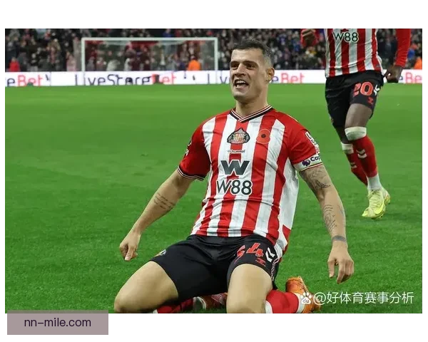 英超老将经验价值全面体现对球队稳定传承与竞争力的深远意义